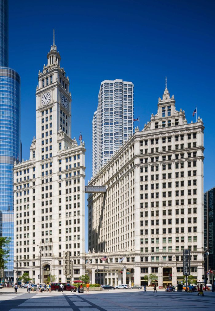 Wrigley Building visto durante passeio pelo Chicago River